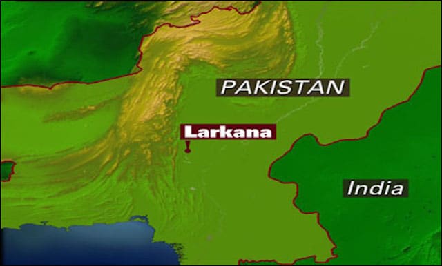 Three mowed down in Larkana - PhotoNews Pakistan