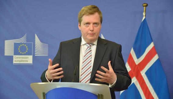 Sigmundur David Gunnlaugsson resigns