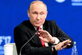 Putin Accuses YouTube