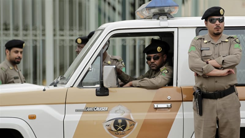 Suicide attack foils in Riyadh