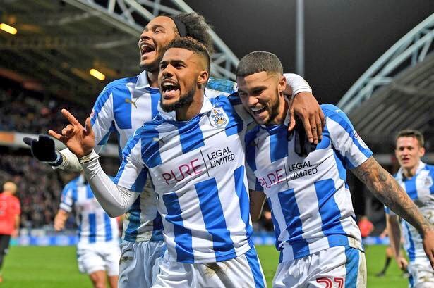 Huddersfield beat Manchester United