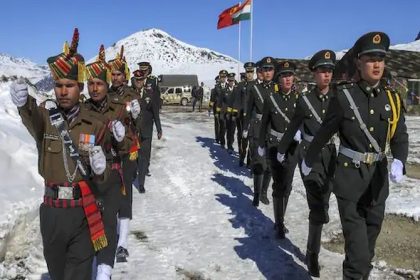 Indian and Chinese troops