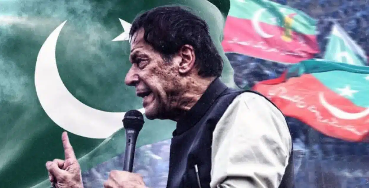 "Imran Khan Arrest", "Pakistan Tehreek-e-Insaf", "Chief Justice of Pakistan", "Pakistan Early Elections", "Haqeeqi Azaadi", "Pakistan Politics"