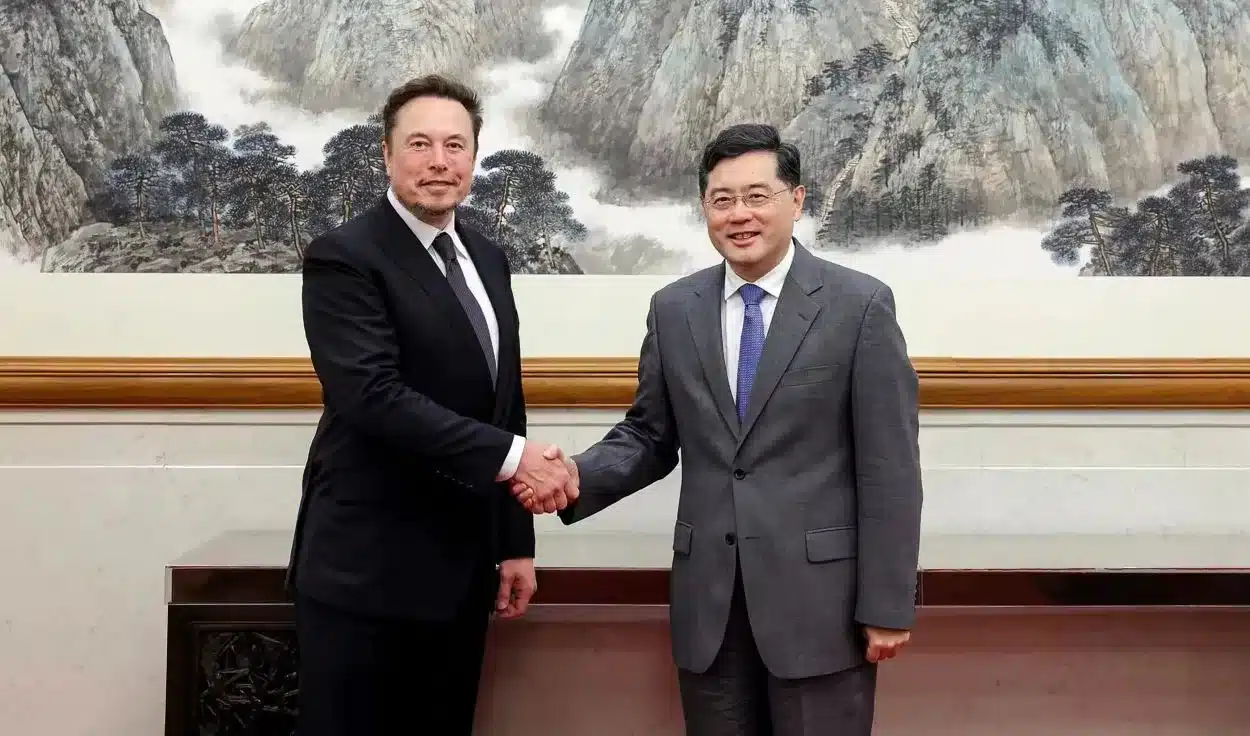 "Elon Musk", "China", Tesla visit"