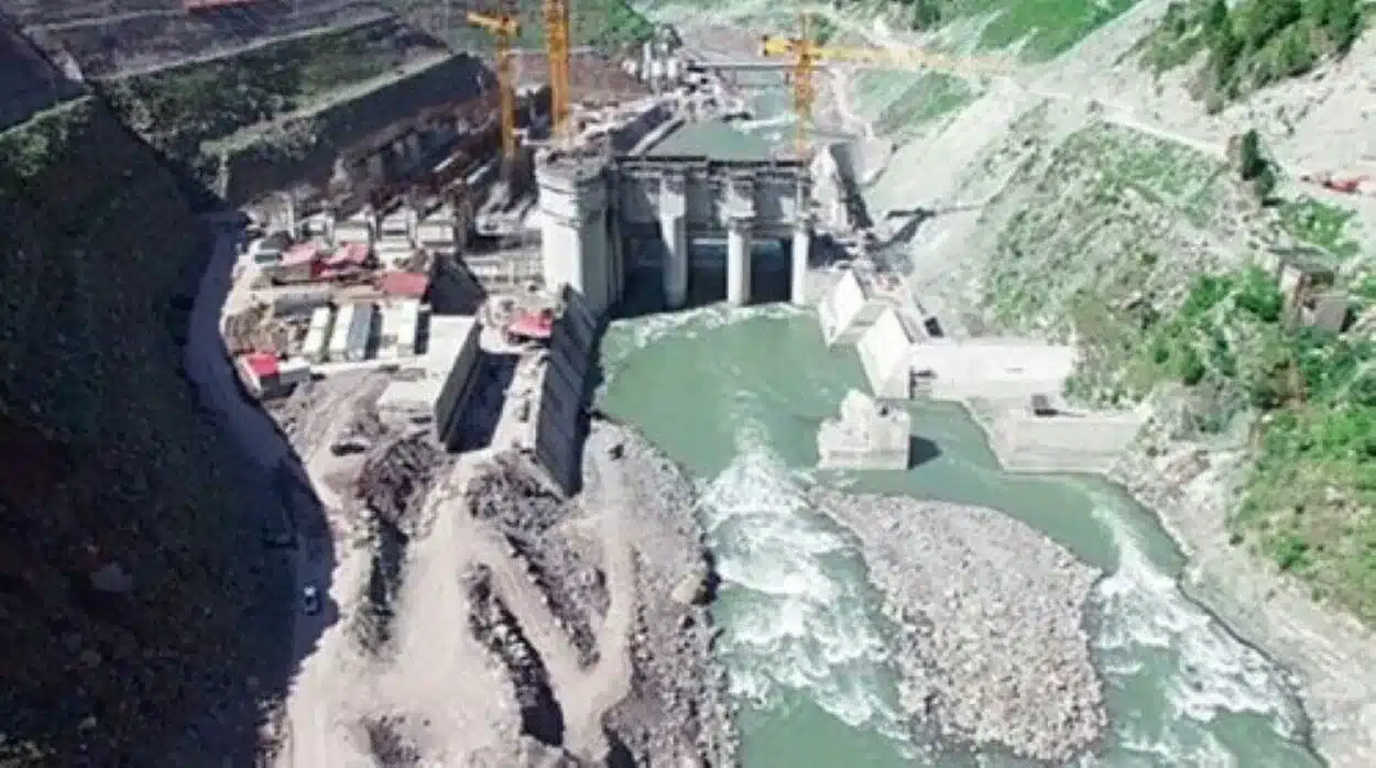 Pakistan-India dispute, Indus Waters Treaty, Permanent Court of Arbitration, Kishanganga hydroelectric project,