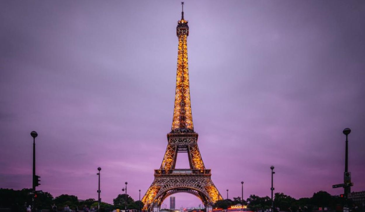 "Eiffel Tower Parachute Incident"