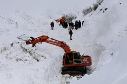 Avalanche and Plane Crash Afghanistan