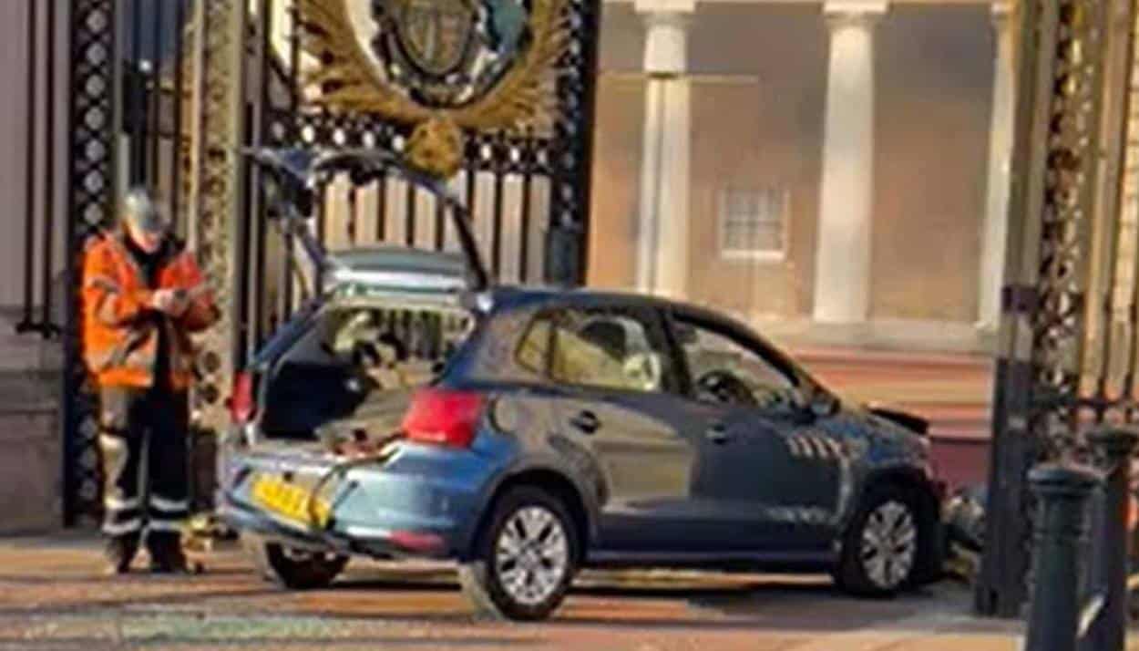 Buckingham Palace Car Crash