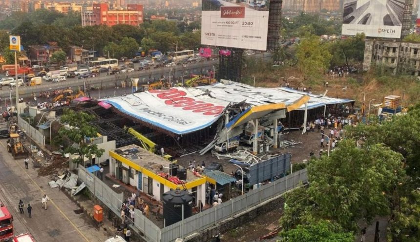 Mumbai billboard collapse
