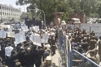 Pakistan lawyers strike