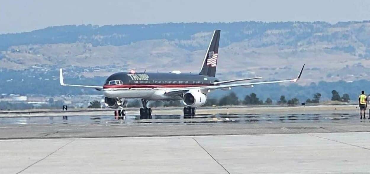 Donald Trump's Plane emergency landing