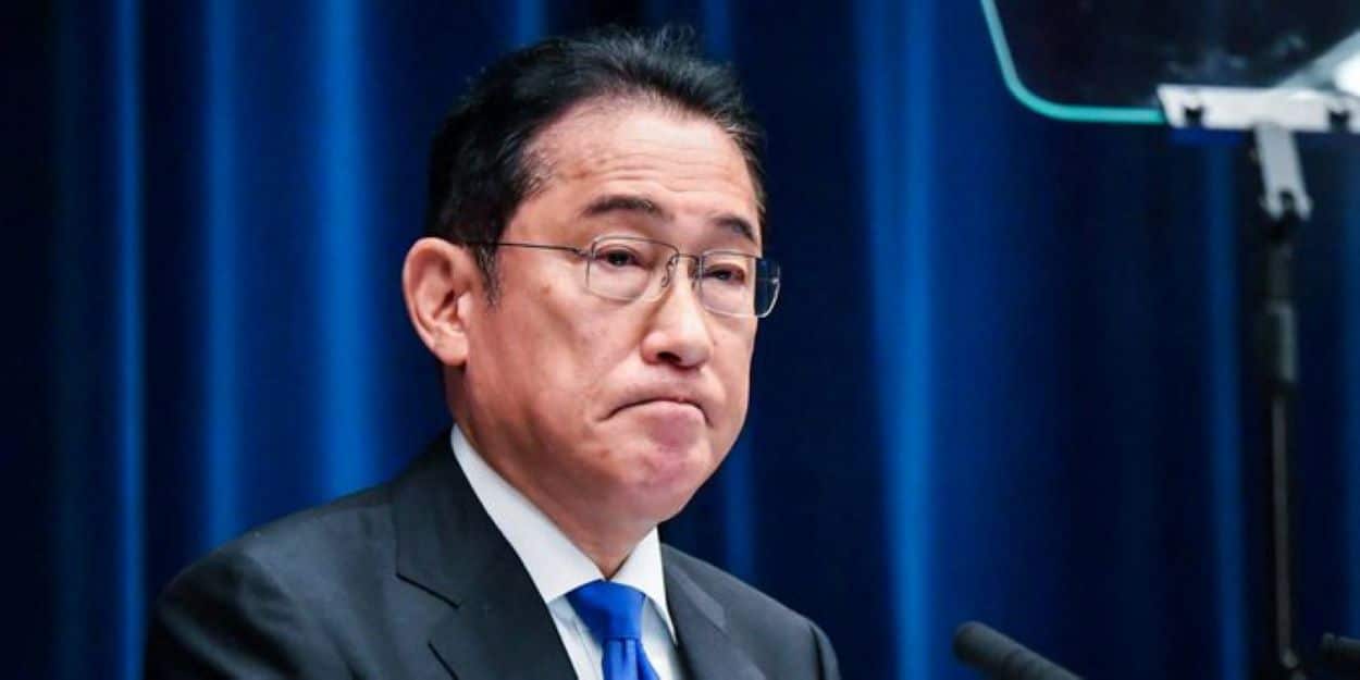 Fumio Kishida Resignation