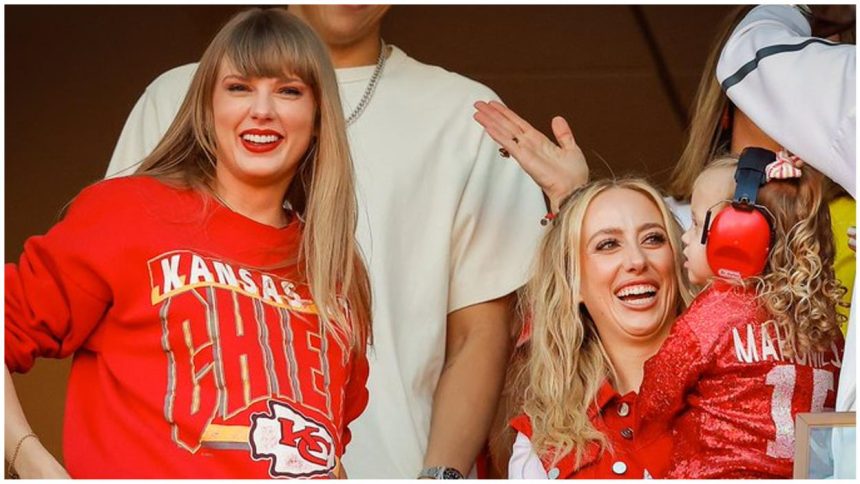 aylor Swift Brittany Mahomes Friendship