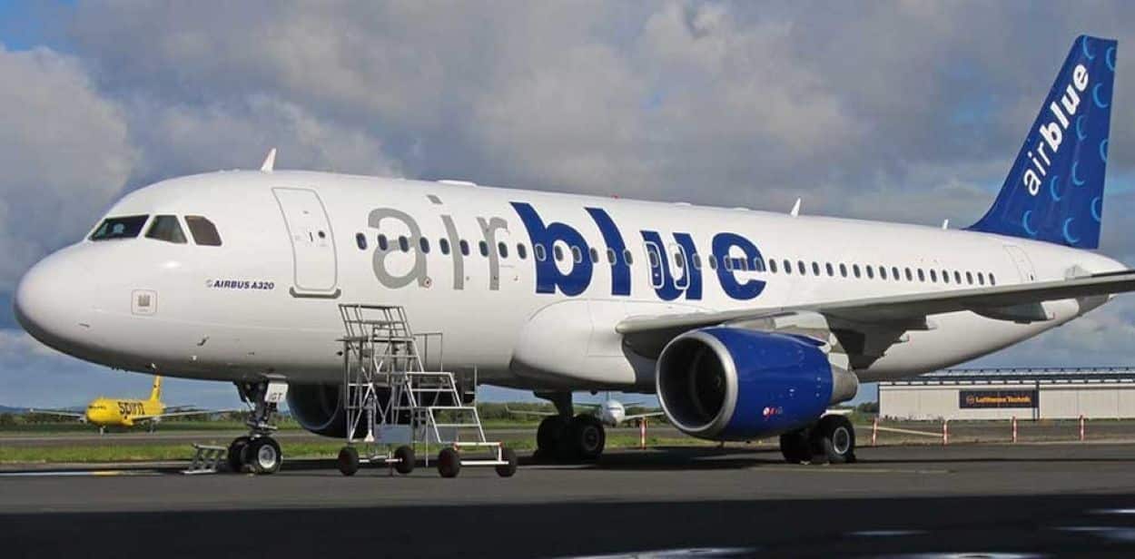 Airblue airplane Bird Strike