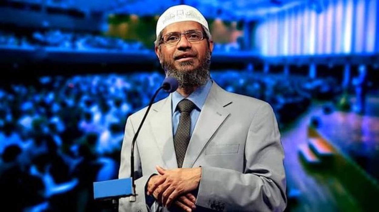 Anoushey Ashraf Dr. Zakir Naik