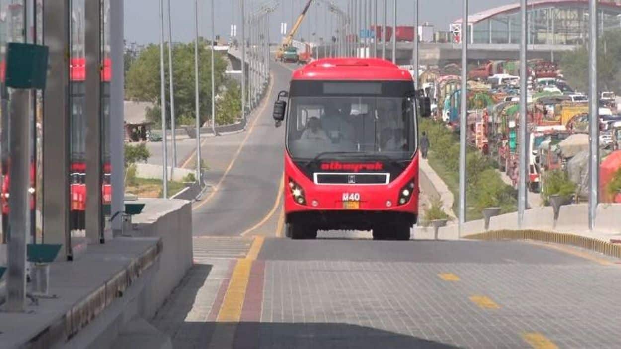 Islamabad-Rawalpindi Metrobus Resumption