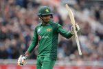 Babar Azam fan breaches security