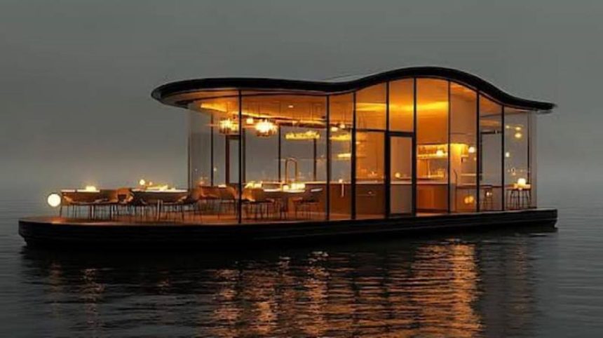 Lahore floating restaurant