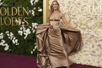 Nikki Glaser Golden Globes Jokes