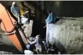 Karachi Water Pipeline Repair