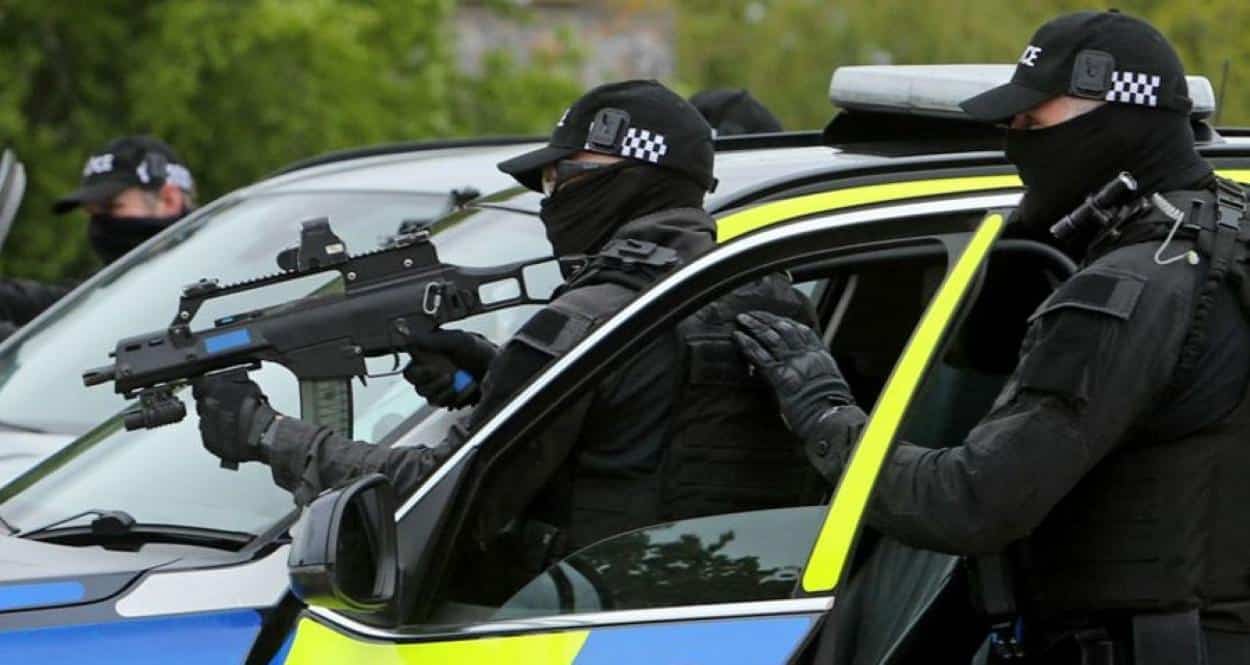 Metropolitan Police Arrest Five in Terrorism Plot