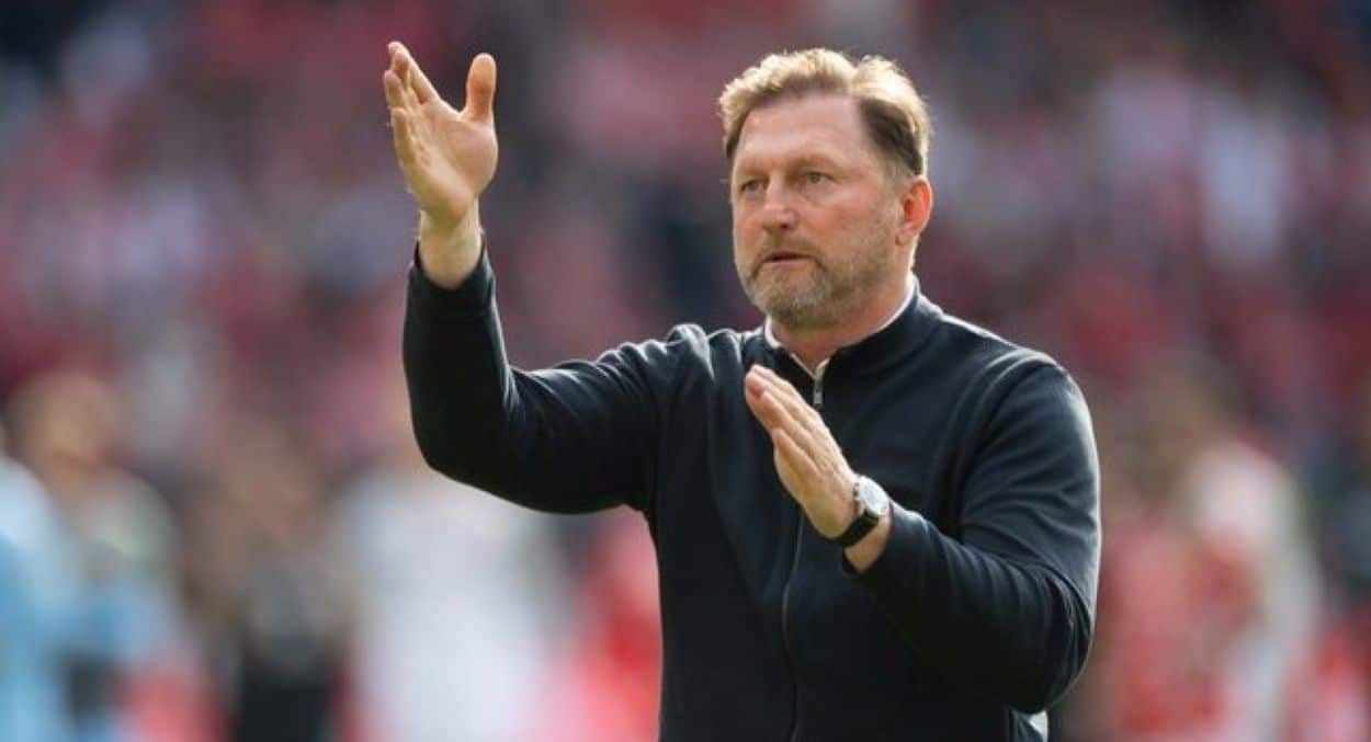 Wolfsburg sacks Hasenhüttl Ralph
