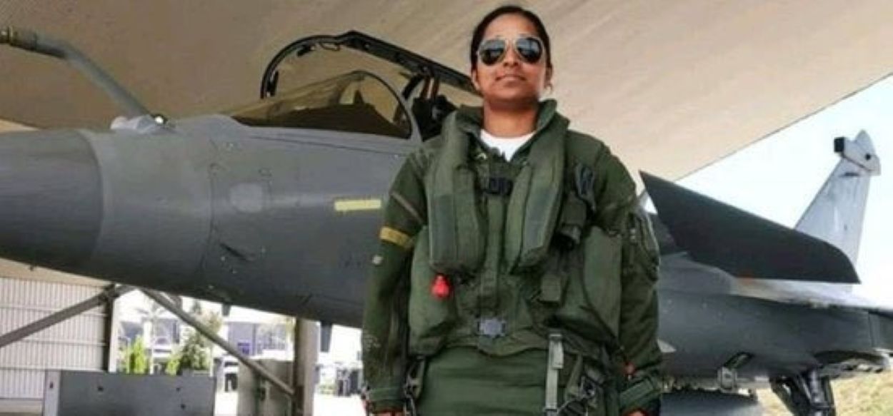 Indian Female Pilot Shivangi Singh