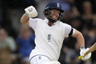 Ben Duckett century
