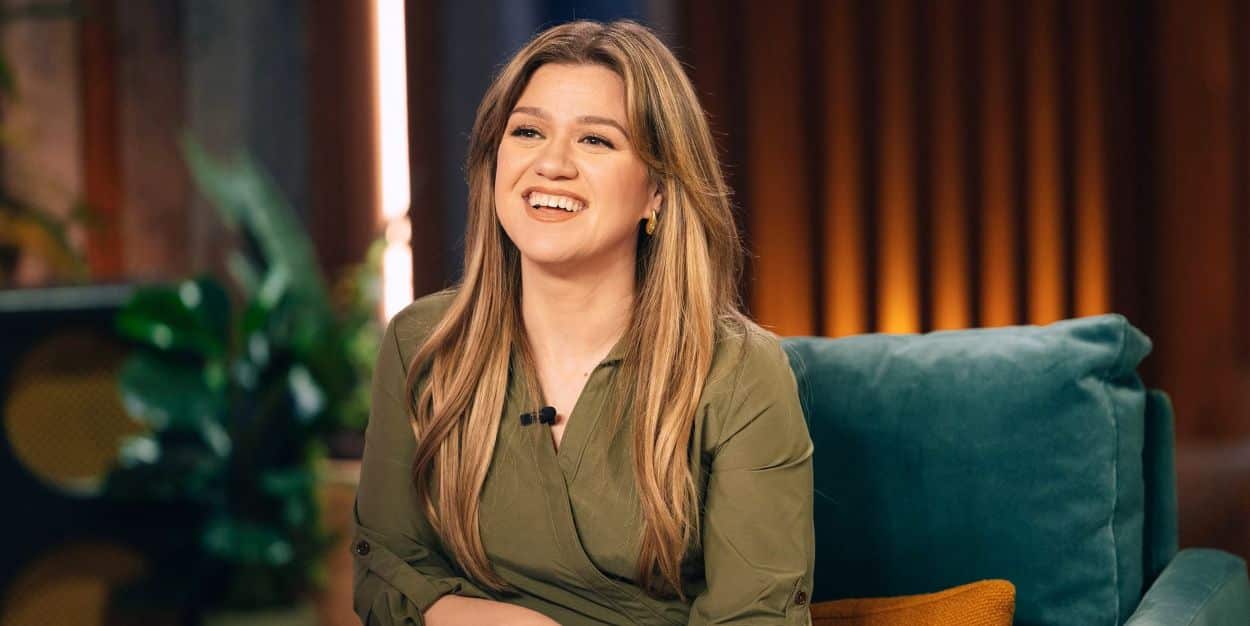 Kelly Clarkson break 2025