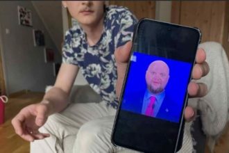 Norwegian tourist JD Vance meme