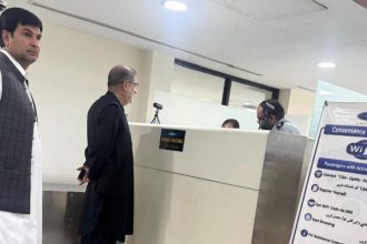 Akhtar Mengal offloaded Dubai flight