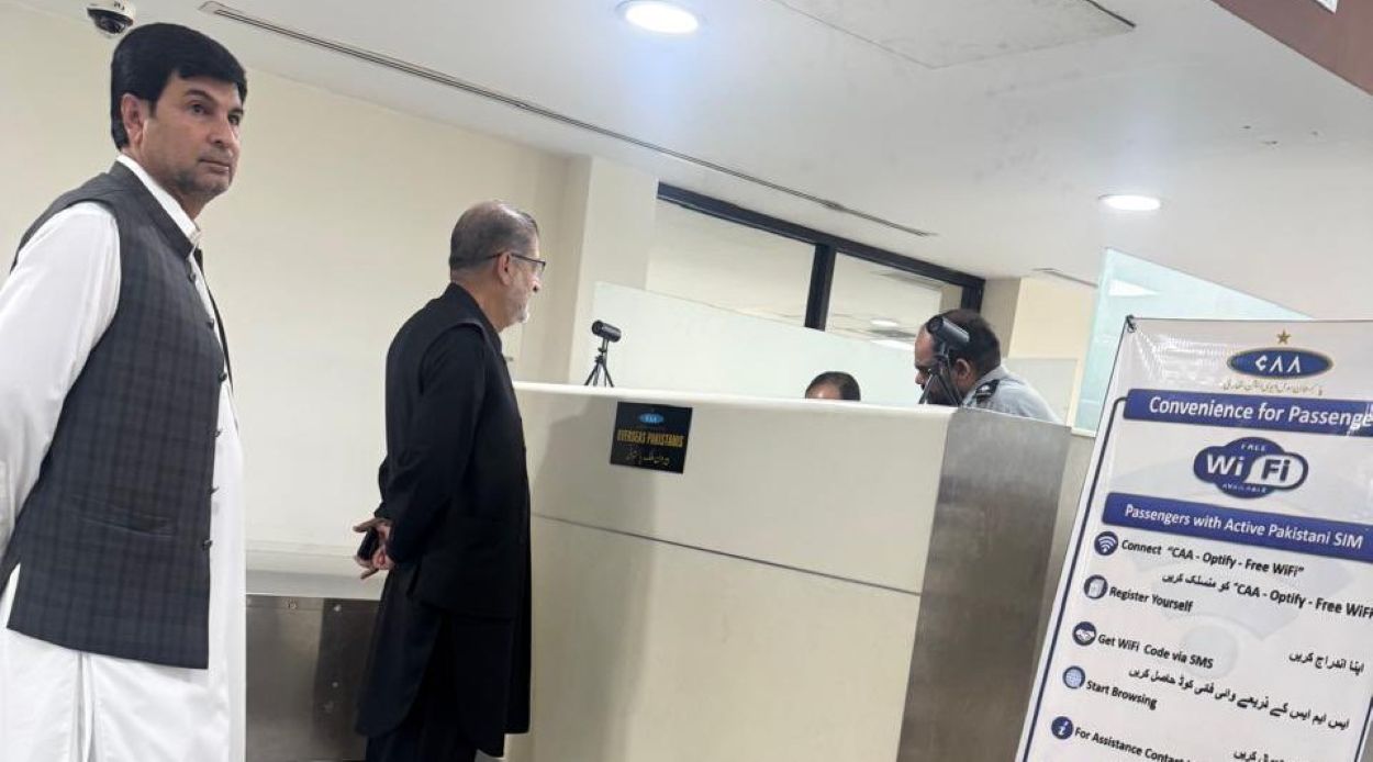 Akhtar Mengal offloaded Dubai flight