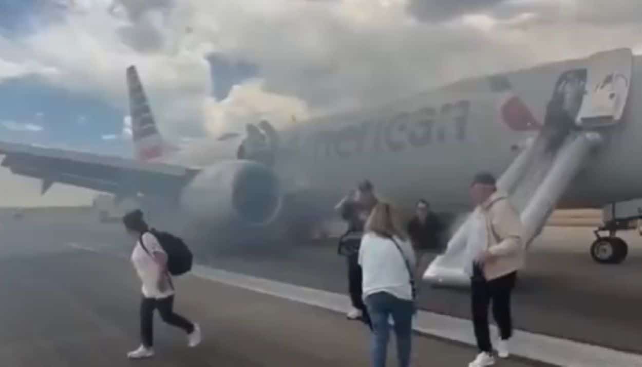 American Airlines AA3023 fire