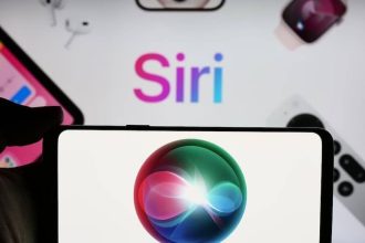 Apple Siri AI Outsourcing