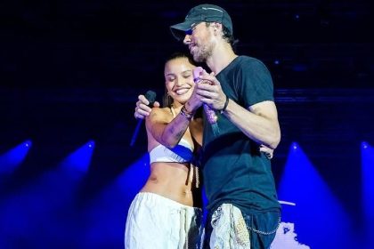 Enrique Iglesias Kiss Emilia Mernes