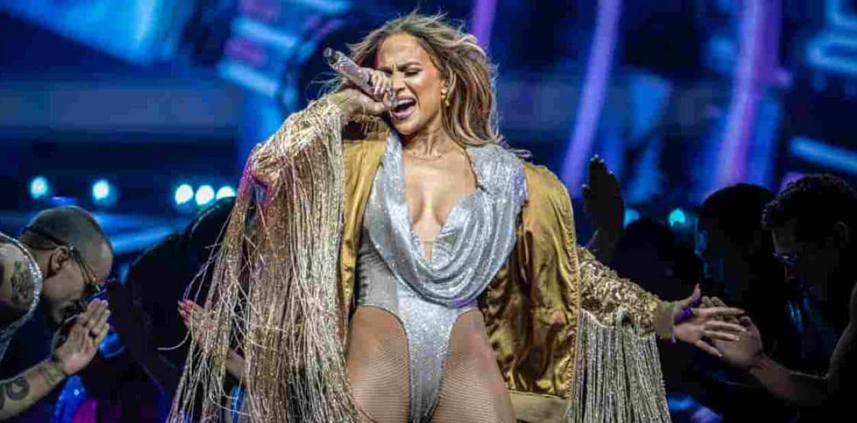 Jennifer Lopez Tenerife performance 2025