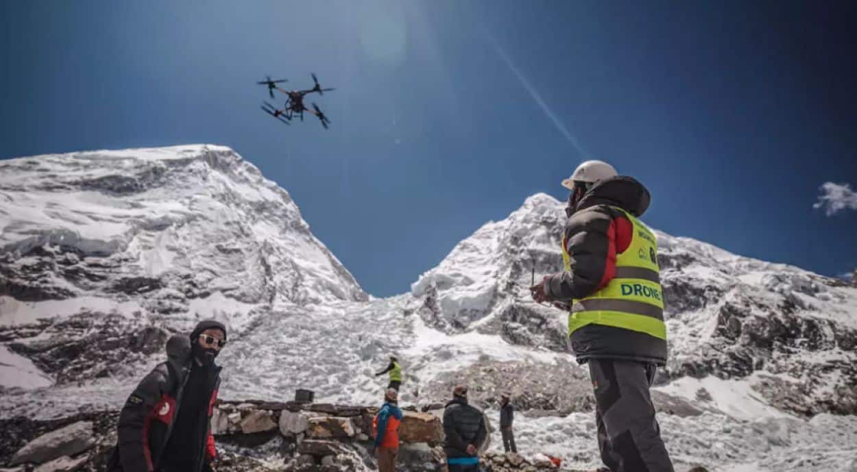 Drone Everest Cleanup