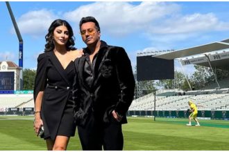 Harshit Tomar Proposes Karishma Kotak