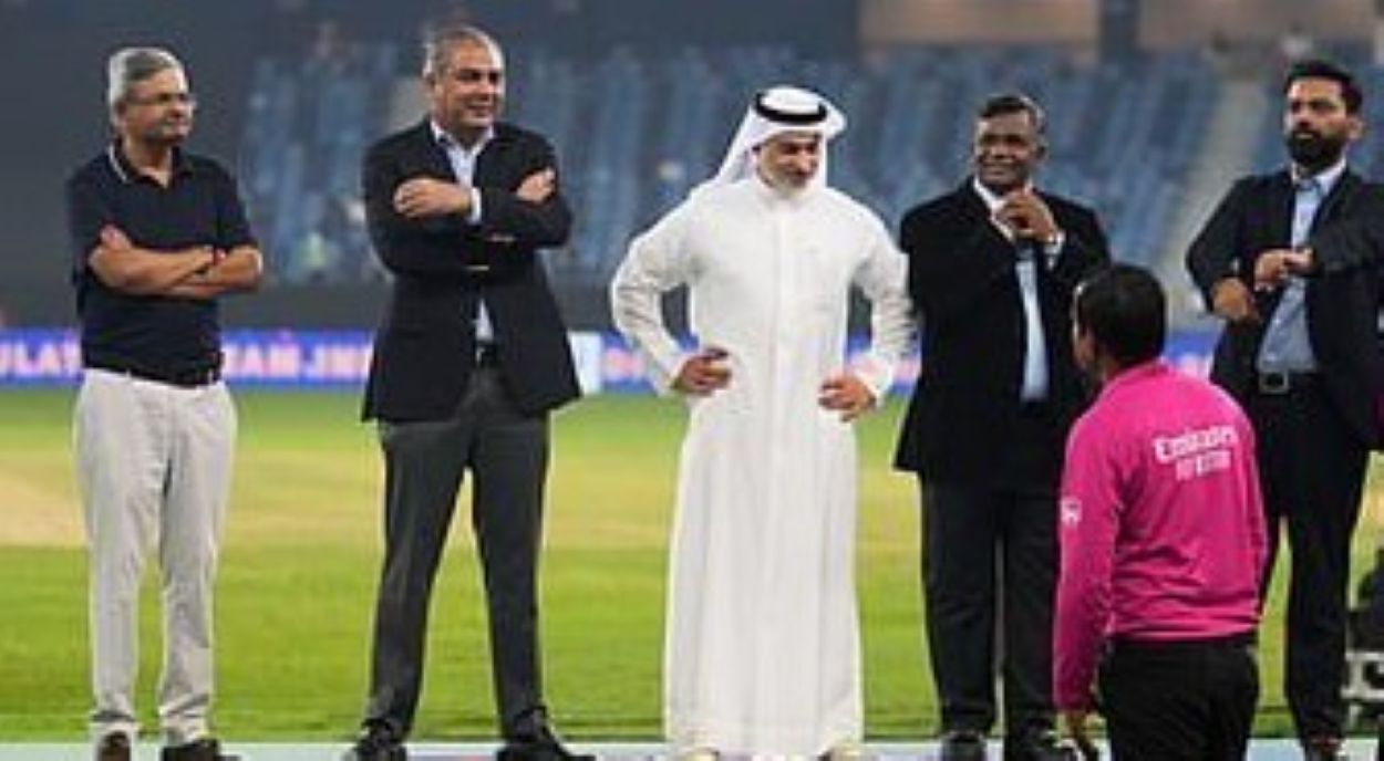 India Asia Cup trophy refusal from Mohsin Naqvi