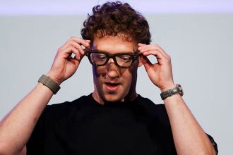 CEO Mark Zuckerberg Meta Ray-Ban smart glasses