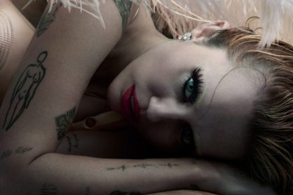 Miley Cyrus for CR Fashion Book.