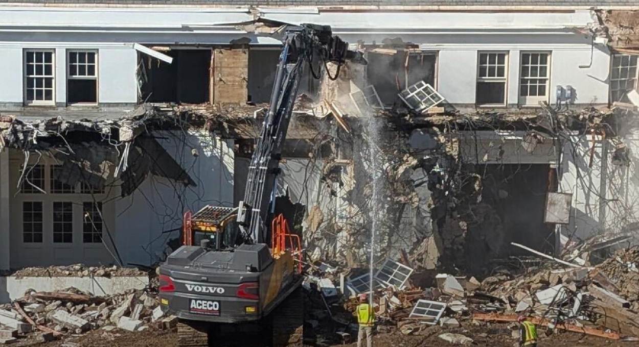 Trump White House demolition 2025
