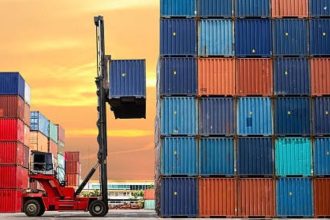 US Pakistan Exports Drop by 30%