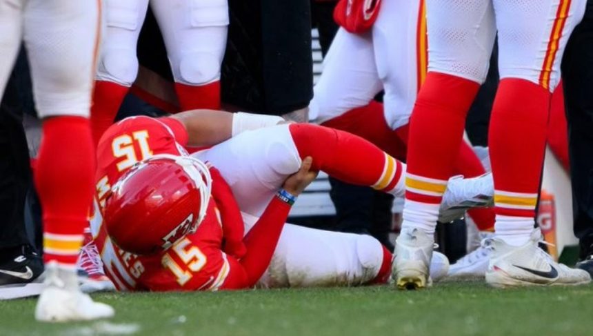 Patrick Mahomes ACL injury