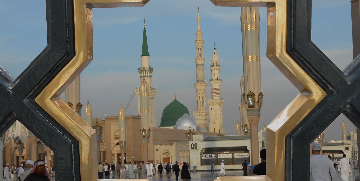visiting Prophet's Roza-e-Rasool Madinah timing