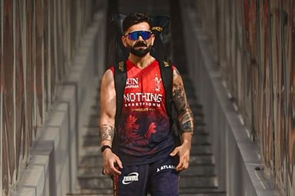 An RCB graphic shows a Virat Kohli walking down stadium steps under “The Last Mile” text.