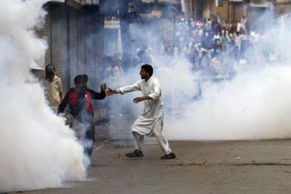 Kashmir clashes in Pakistan-administered Kashmir as protesters march toward Muzaffarabad before July 27 vote