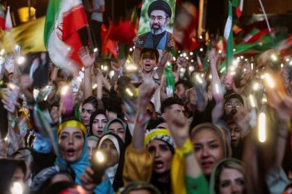 : People gather at an anti-U.S. and anti-Israel rally in Tehran, Iran, on June 7, 2026.