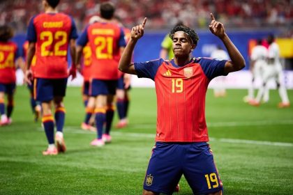 Spain Saudi Arabia 4-0 World Cup match in Atlanta as Lamine Yamal scores in Group H win.