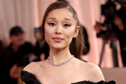 Ariana Grande at the 83rd Golden Globe Awards in Beverly Hills on January 11, 2026.